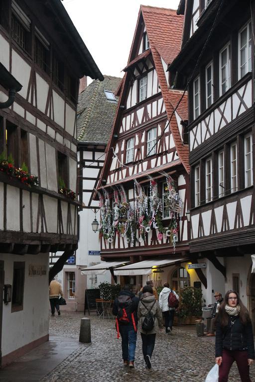 Les Dentelles - Appartement meublé design Petite France Estrasburgo Exterior foto